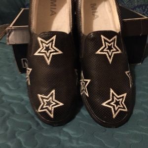 MIA Slip Ons, NIB